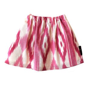 Children's pink skirt, handmade Mallorcan cotton tongues Carminitta.  Cotton fabrics, designed for the most delicate skins, as well as a wide variety of current and fun models for the little ones.